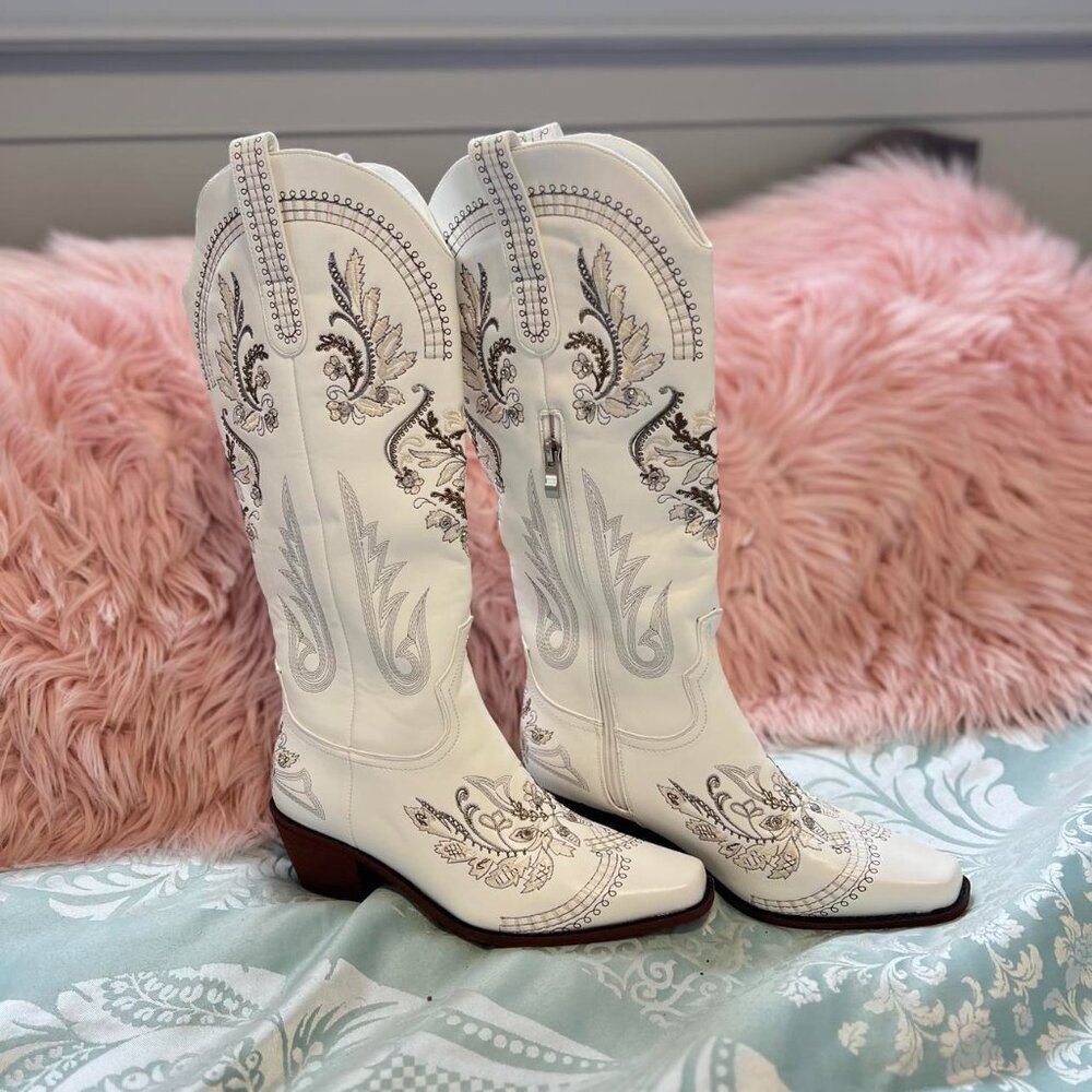 Brand new rhinestone embroidered cowboy boots